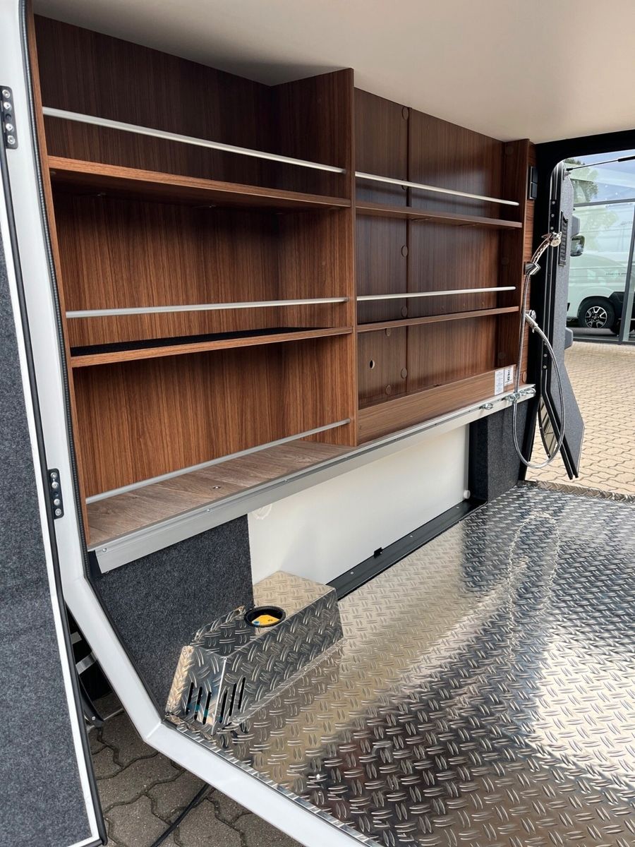 Fahrzeugabbildung HYMER / ERIBA / HYMERCAR Hymer B-MC I 600 Whiteline BMC i 600