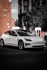 Tesla Model 3 RWD mit FSD  Top zustand
