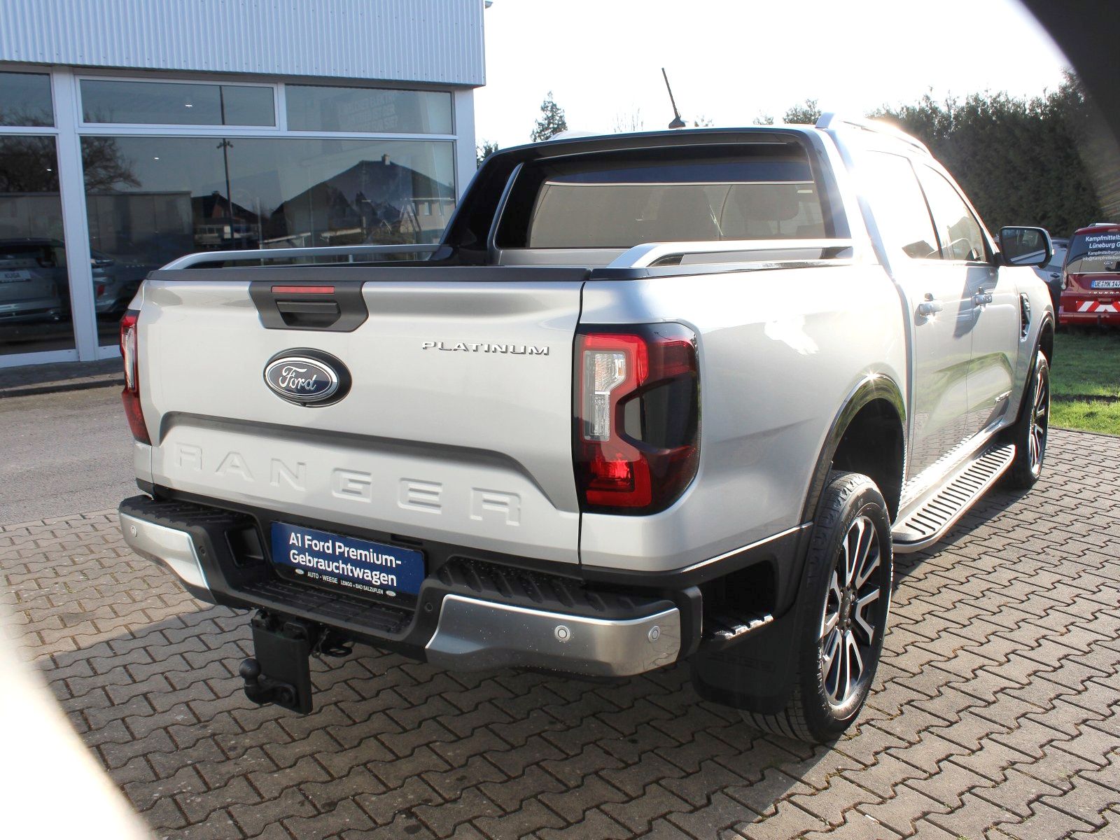 Fahrzeugabbildung Ford Ranger Platinum e-4WD Doppelkabine