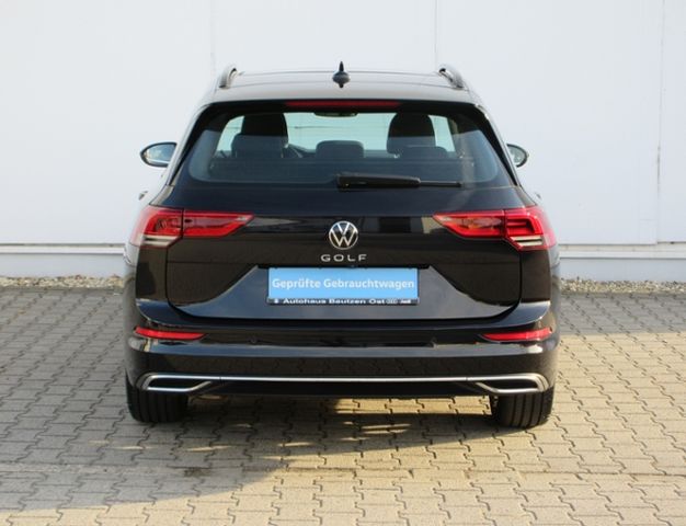 Golf VIII Variant 1.5 TSI Style AHK/PANORAMA/LED