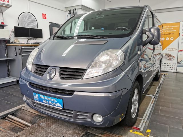 Renault Trafic Passenger Privilege 2.5 Diesel dCi FAP*9s