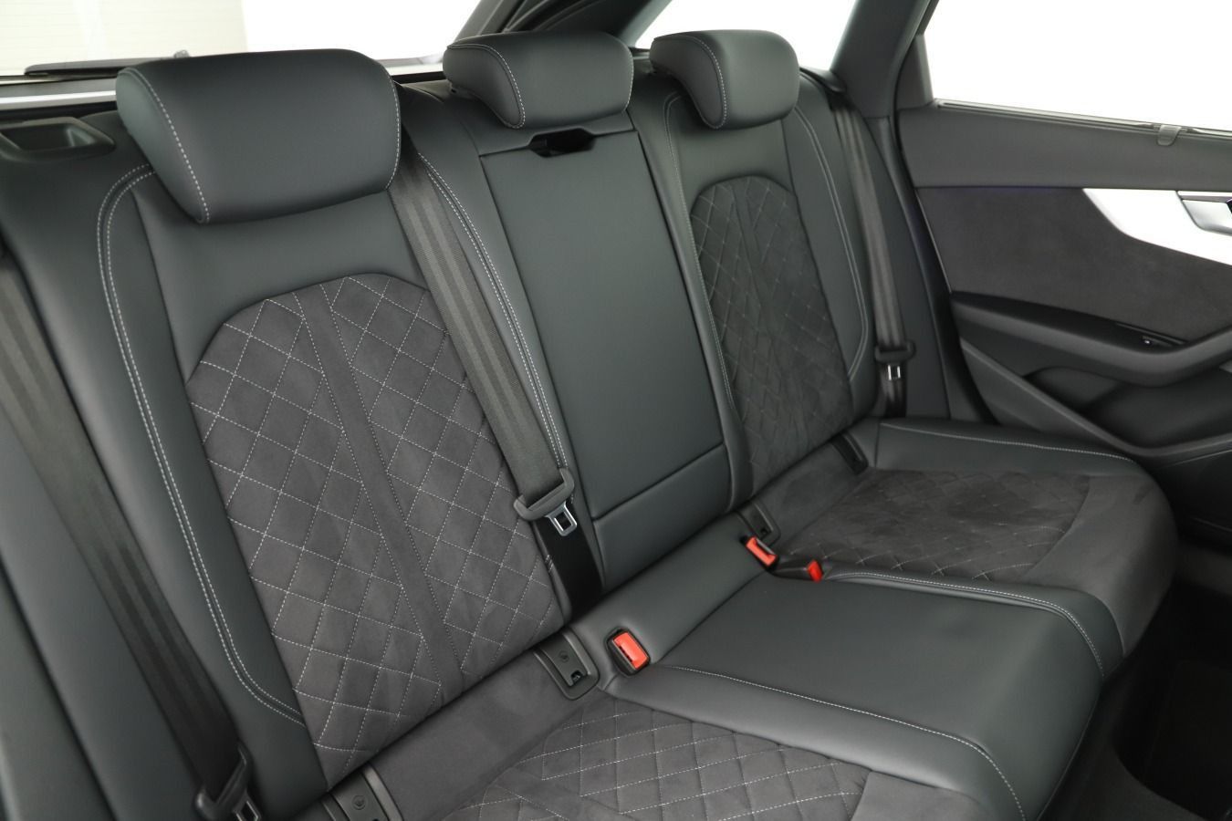 Audi S4 - Bild 6