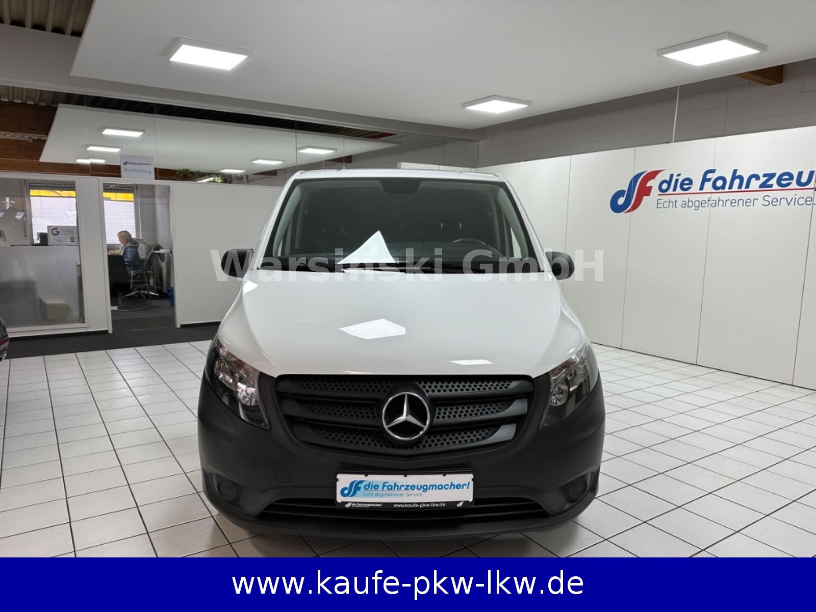 Fahrzeugabbildung Mercedes-Benz Vito Kasten 114CDI 4x4 lang*Automatik*MFL*Radio