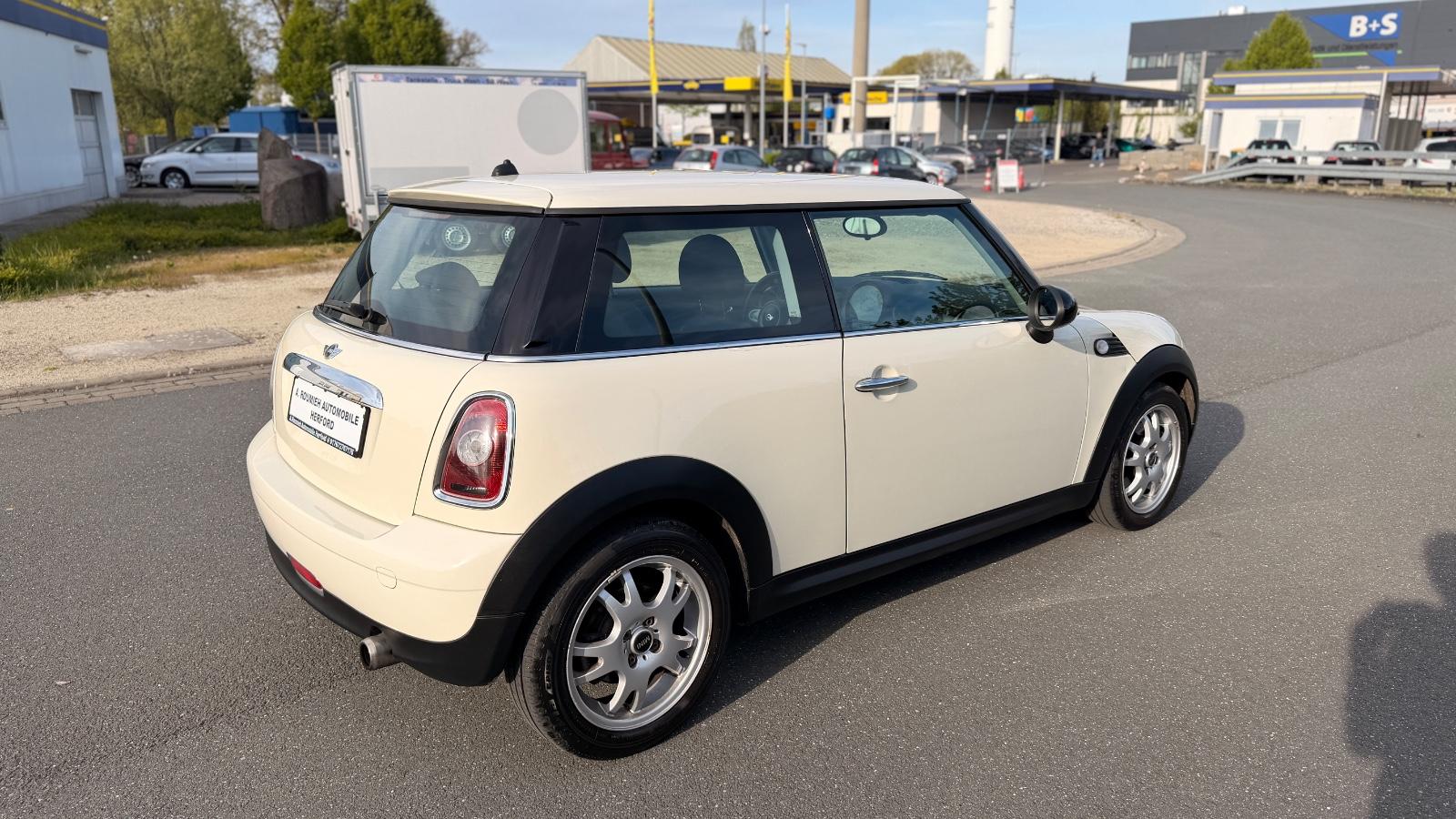 MINI ONE Pepper *Klimaanlage*2 Hand*Top Zustand*TÜV