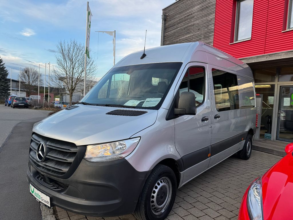 Image of Mercedes-Benz Sprinter