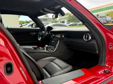 2013 Mercedes-BENZ SLS AMG — миниатюра 23