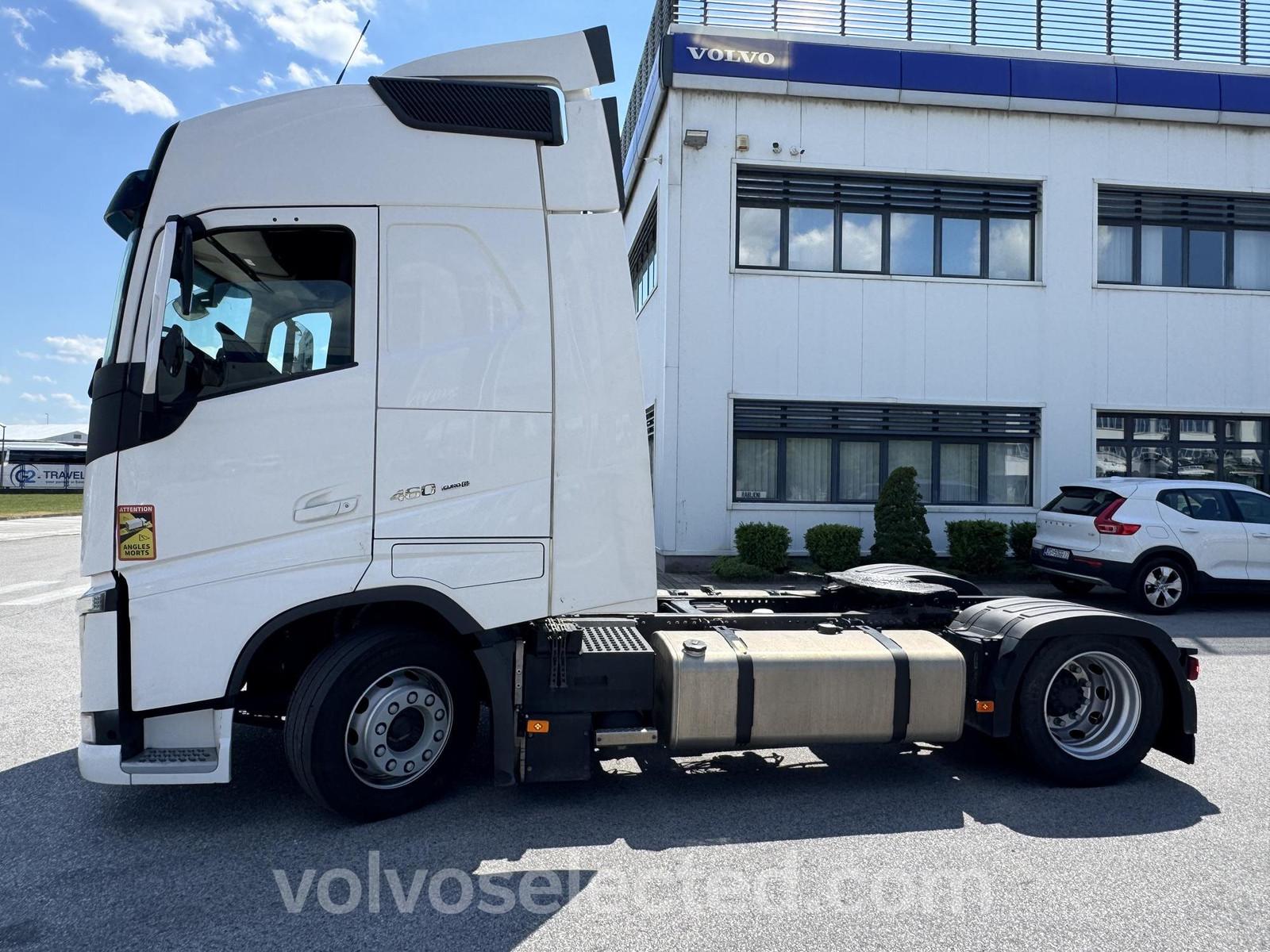 Volvo FH 460, mega, I park cool