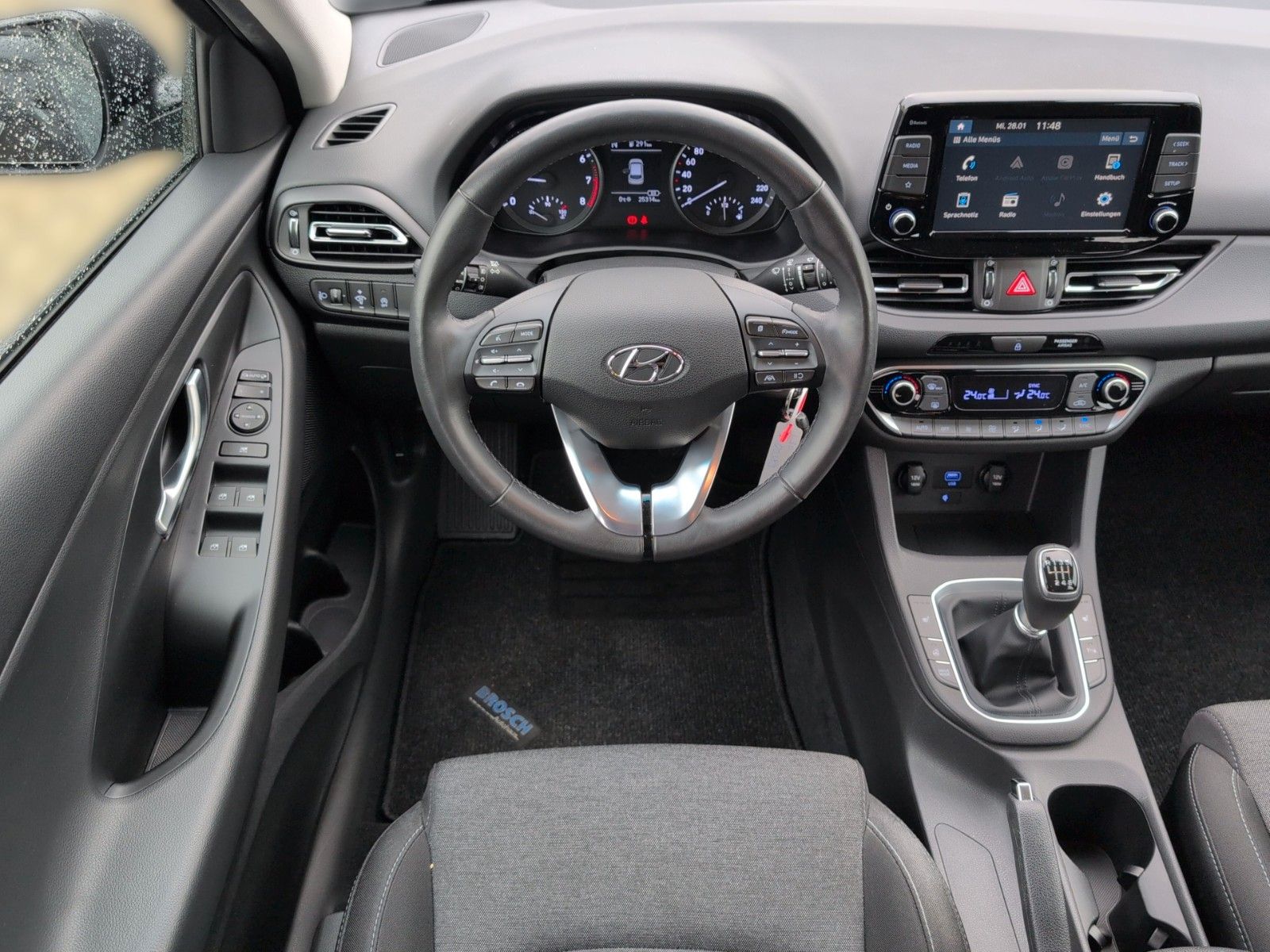 Fahrzeugabbildung Hyundai i30 KOMBI 1.0T TREND KLIMAAT+SHZ+NAVI+QI+KAMERA+