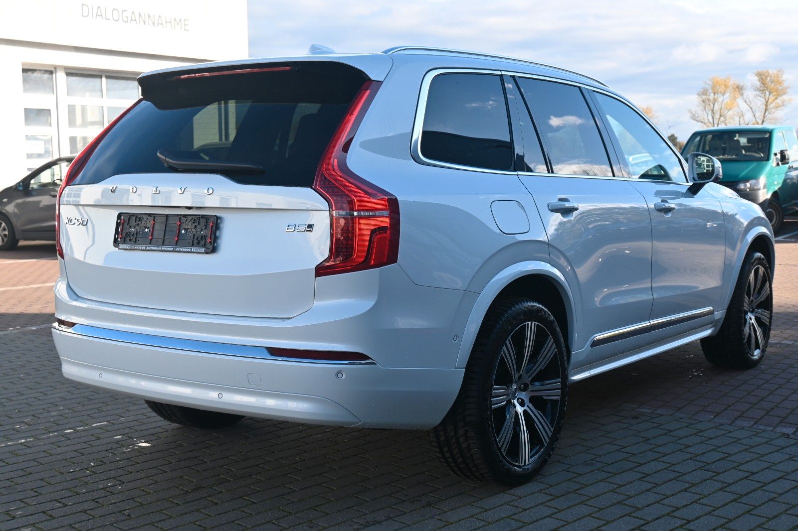 Fahrzeugabbildung Volvo XC90 B5 D AWD Plus Bright*STHZ*360°*LUFT*ACC*7Si