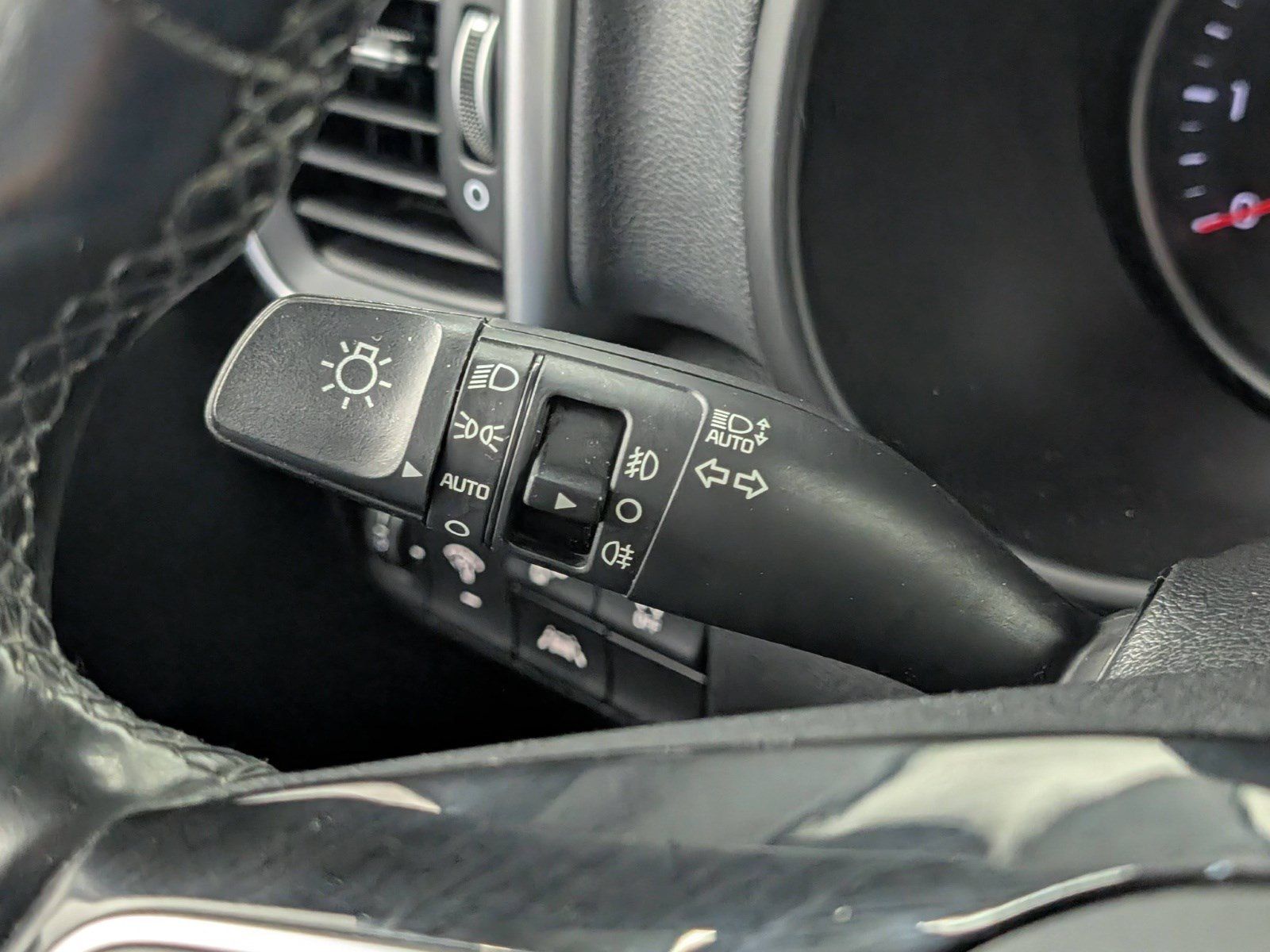 KIA Sportage 1.6 T-GDI Vision 2WD AHK Komfort – Bild 28