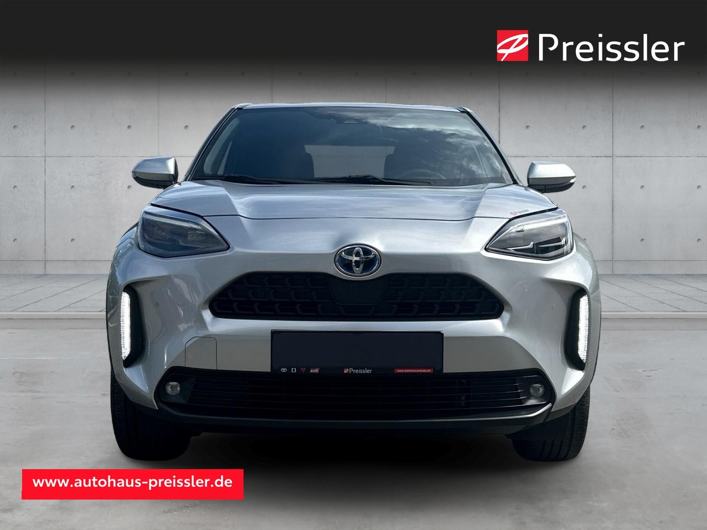 Toyota Yaris Cross FWD Deutschland 1,5 Hybrid Team D Na