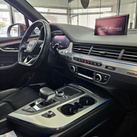 Audi Q7 - 12