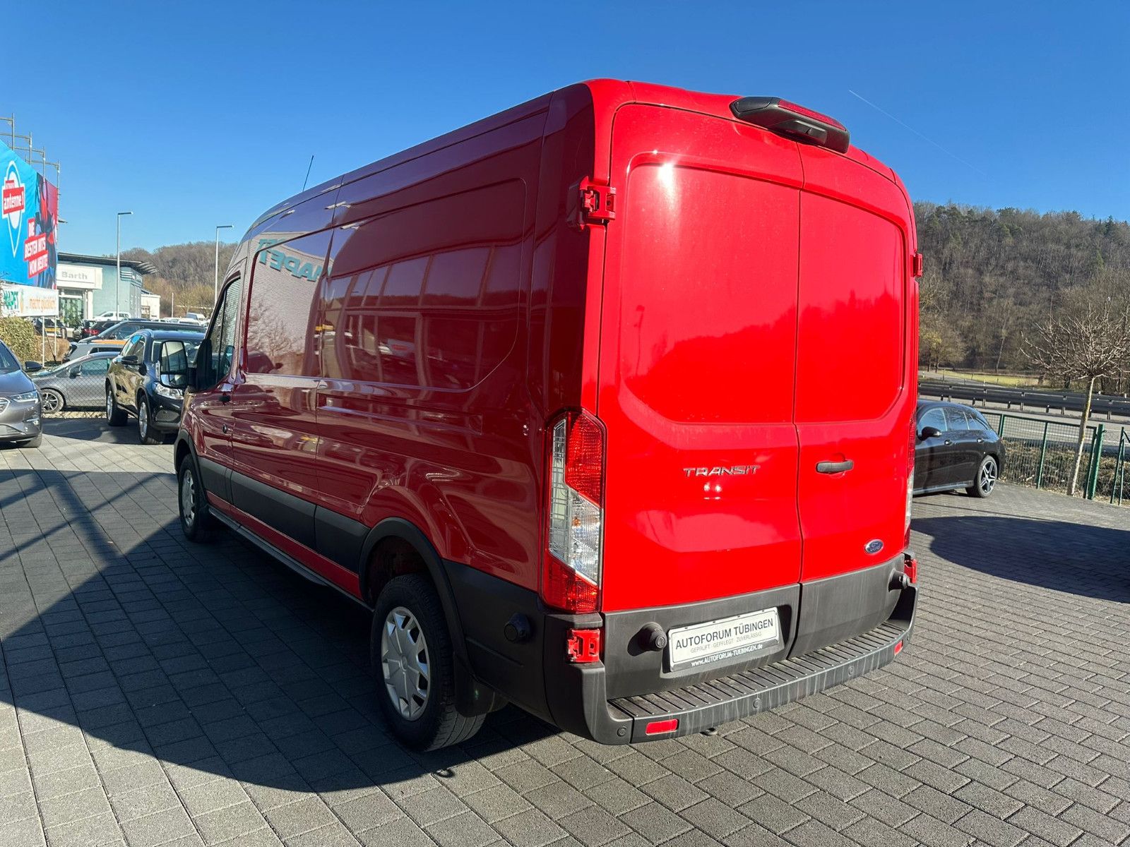 Fahrzeugabbildung Ford Transit 350 L3H2 *KLIMA*3 SITZE*KAMERA*PDC*TEMPO