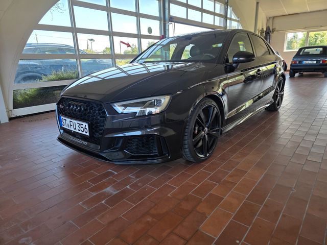 AUDI RS3 2.5 TFSI S tronic quattro -