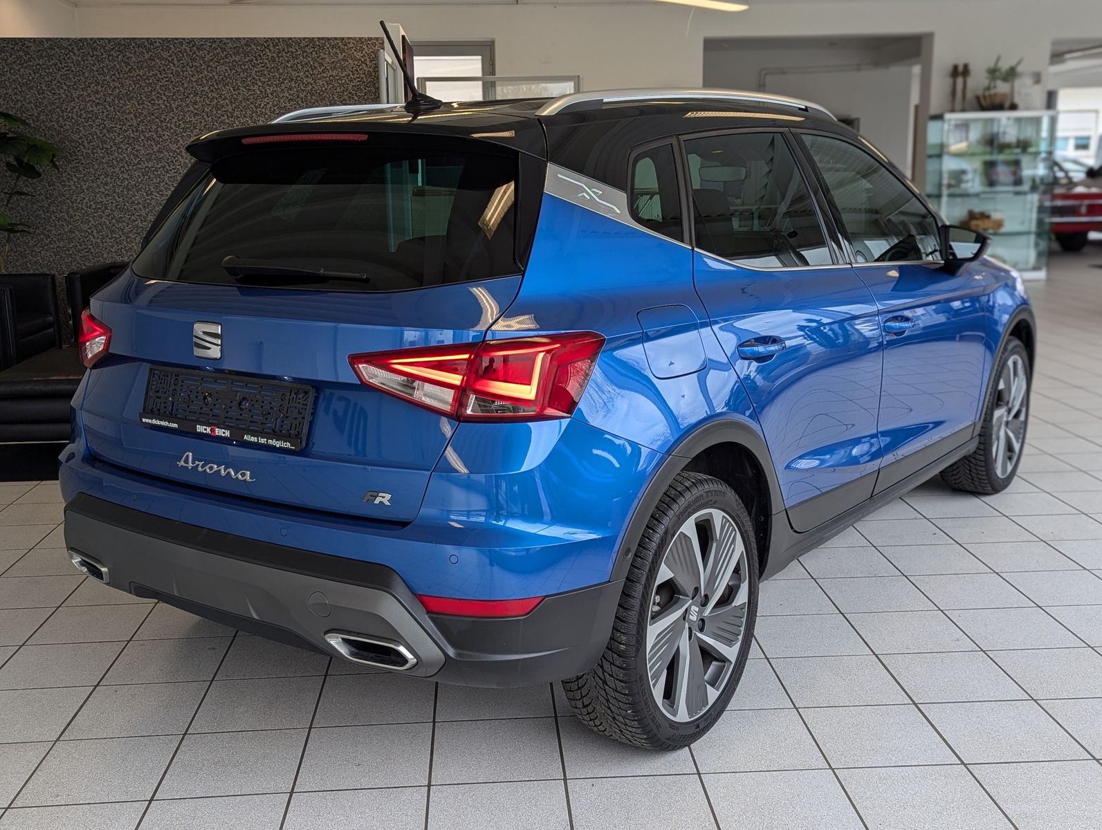 SEAT Arona 1.5 TSI DSG FR LED ACC Cam Dinamica AHK 18 - Image 7