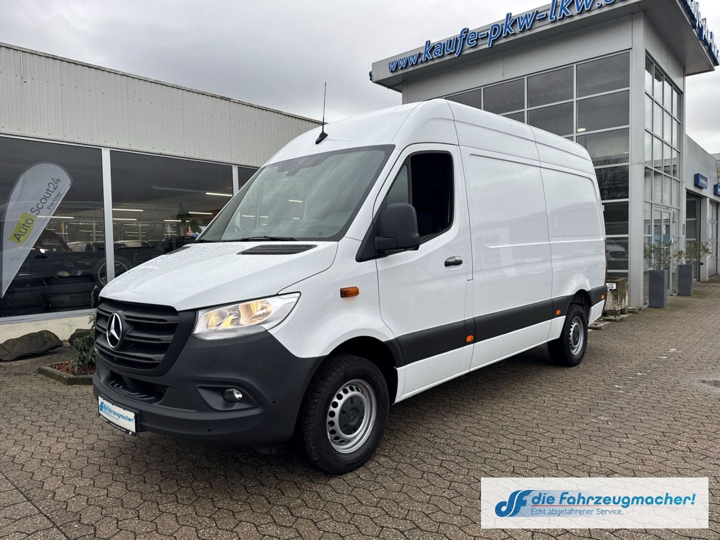 Fahrzeugabbildung Mercedes-Benz Sprinter III Kasten RWD AWD 317  CDI L2  Navi 36