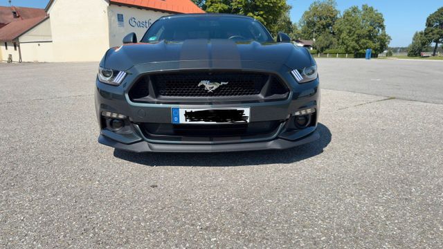 Ford Mustang Cabrio 5.0 Ti-VCT V8 GT mit G...