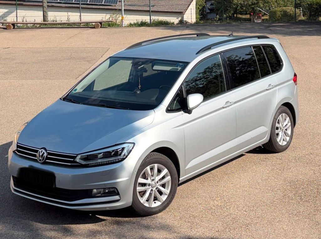 Image of Volkswagen Touran