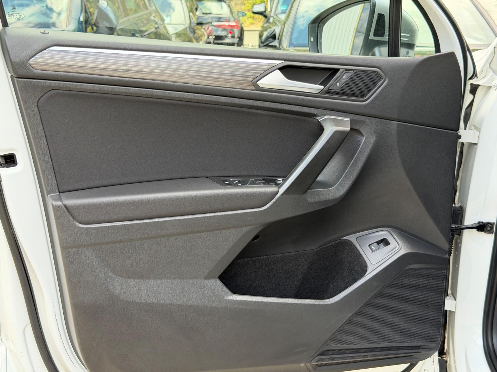 Volkswagen Tiguan Allspace Elegance 4Motion/PANO/Matrix-LED, миниатюра 17