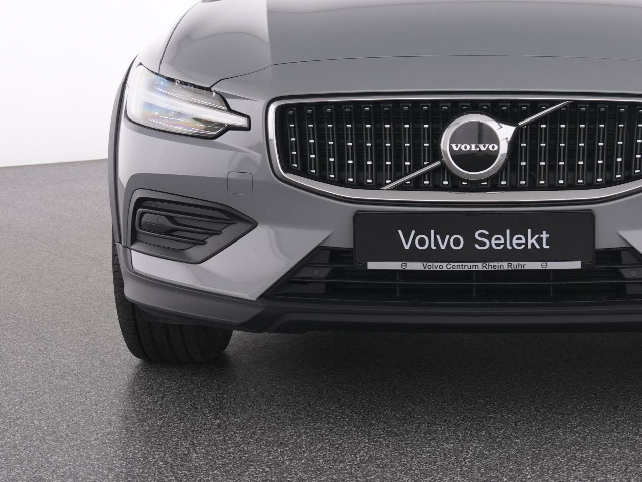 Volvo V60 Cross Country B4 AWD PLUS Plus+WINTERPAK+RFK foto 17