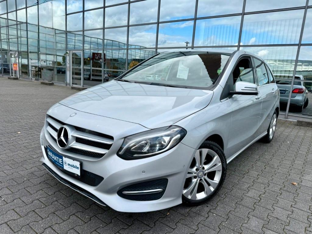 Mercedes-Benz B 180*Xenon*2.Hand*Navi*12M Garantie*