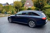 Mercedes-Benz E 220 d 4MATIC T All-Terrain mit MB 100 Garantie - blaue Mercedes-Benz E 220