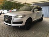 Audi Q7 3.0 TDI quattro Autom/Xenon/Leder/Bose/Temp - silberne Audi Q7