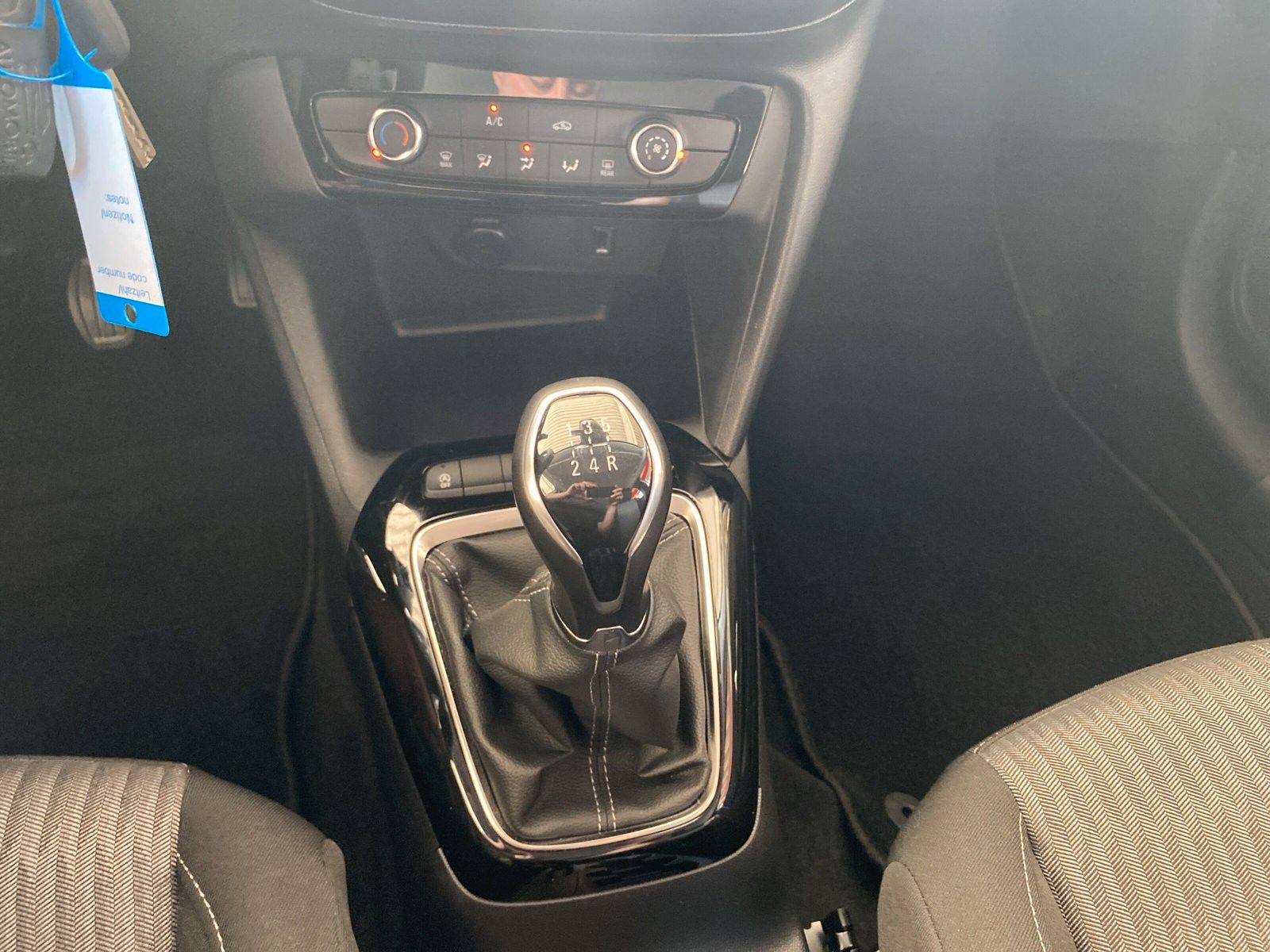 Fahrzeugabbildung Opel Corsa F Edition