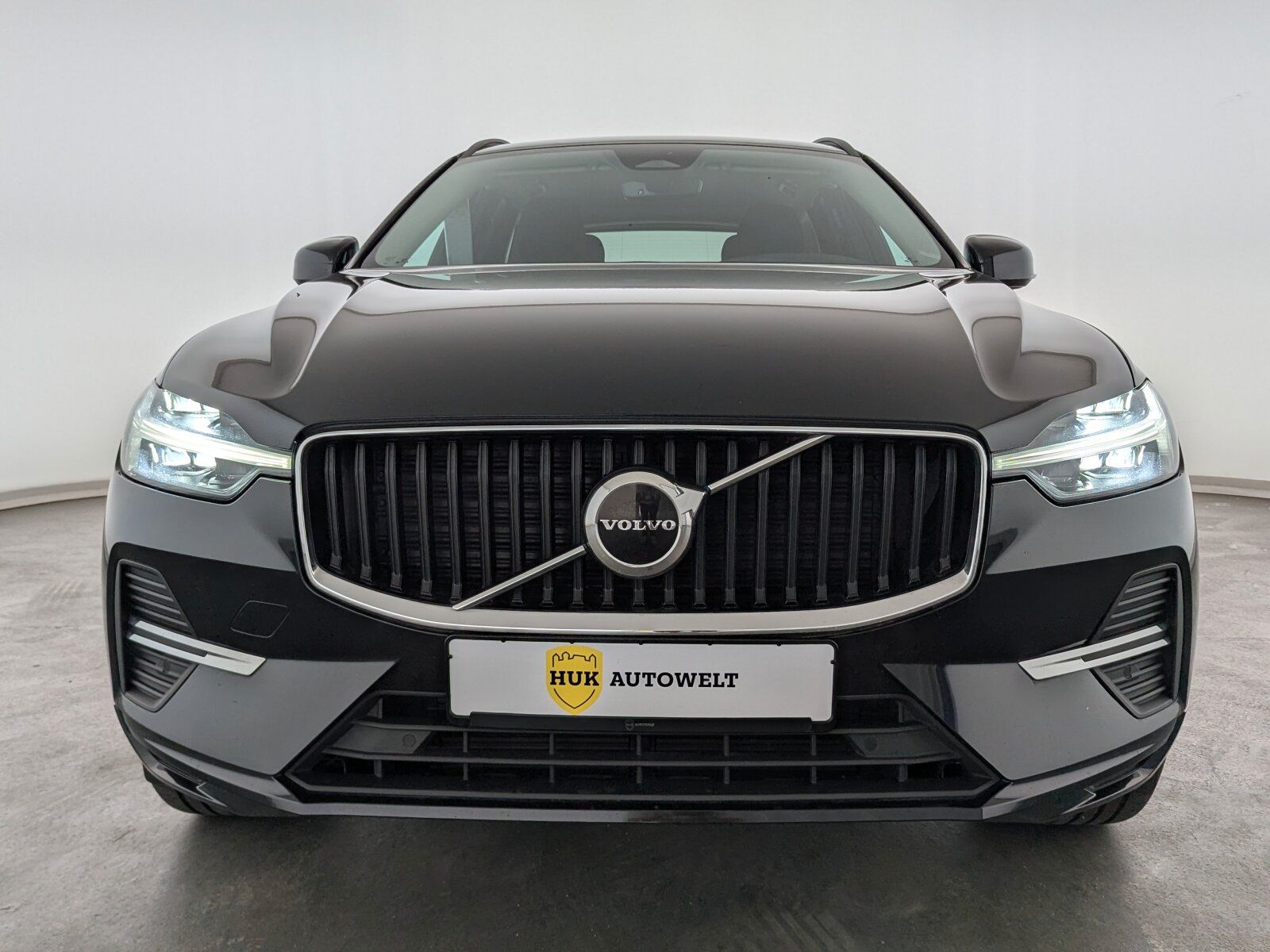 Volvo XC 60 B4 AWD Core LED+NAVI+ACC+RFK+ imagem 2