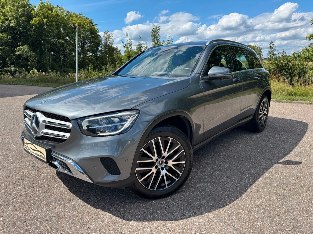 Mercedes-Benz GLC 300 d 4Matic,Virtual,AHK,LED,360 Kam,Leder