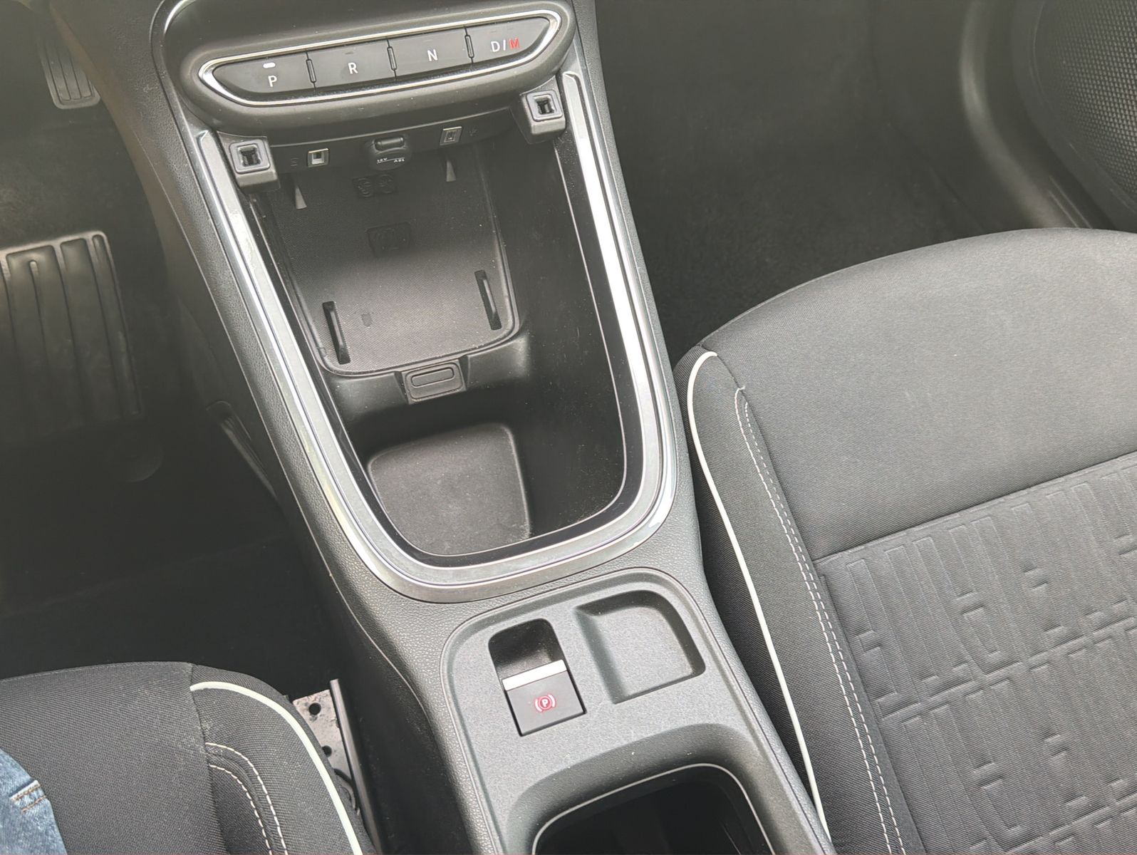 Fahrzeugabbildung Fiat 600 Hybrid Pop 1.2