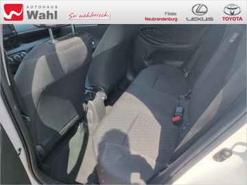 Toyota Yaris - 11