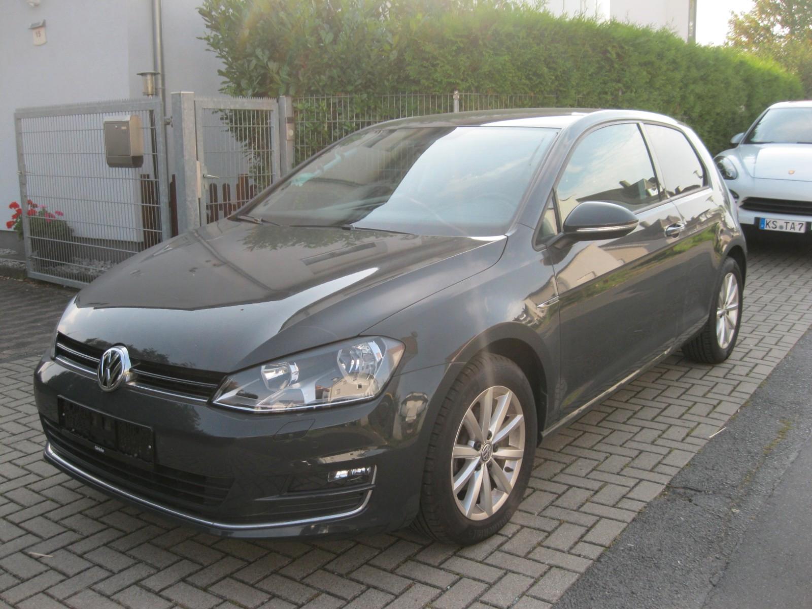 Volkswagen Golf VII Lim. Lounge BMT -Navigation-