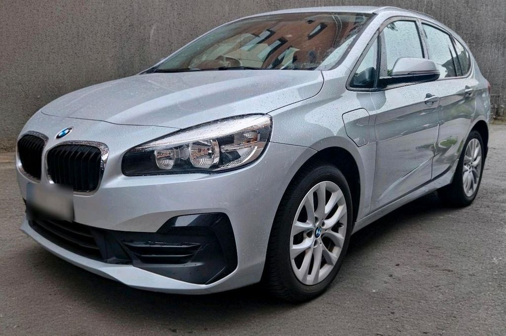 Image of BMW 225