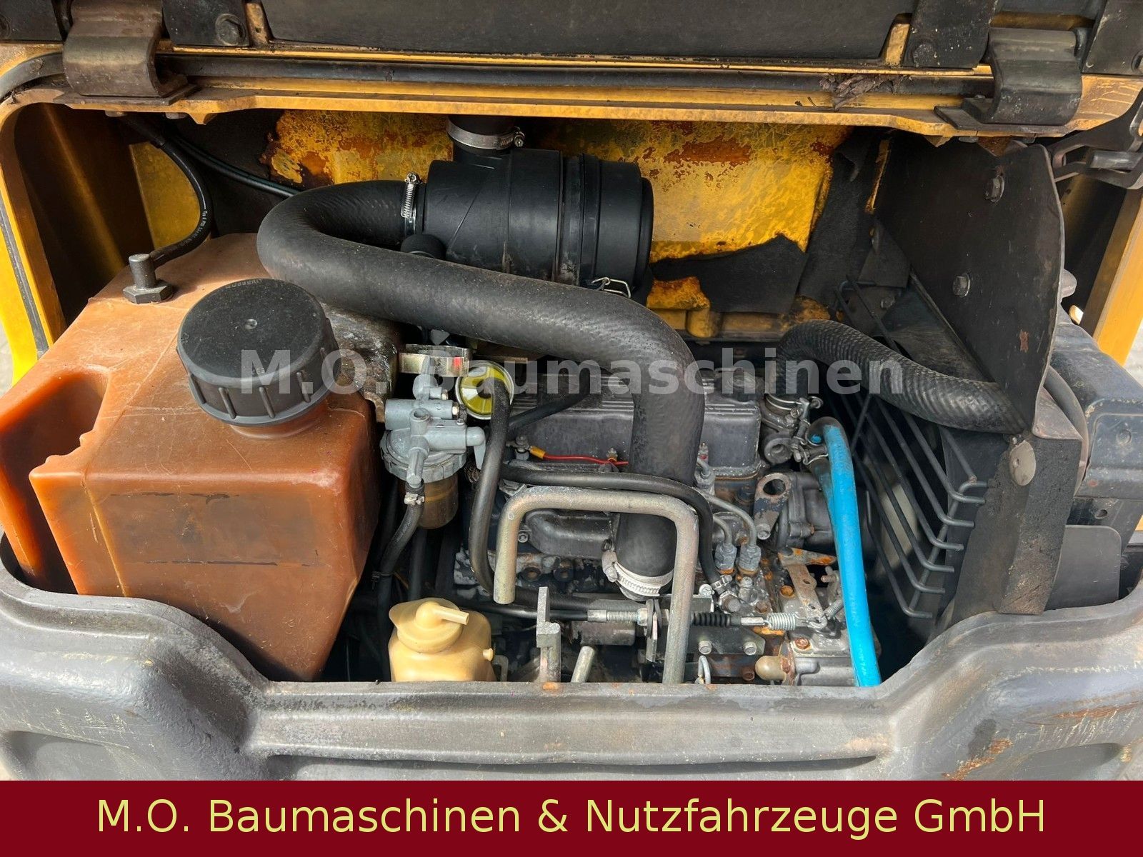 Fahrzeugabbildung Volvo EC 20 / Hammerline / 2 x Schaufel /