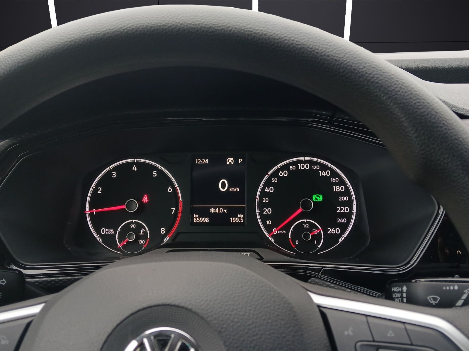 Fahrzeugabbildung Volkswagen T-Cross TSI Life DSG LED Klima RFK LM