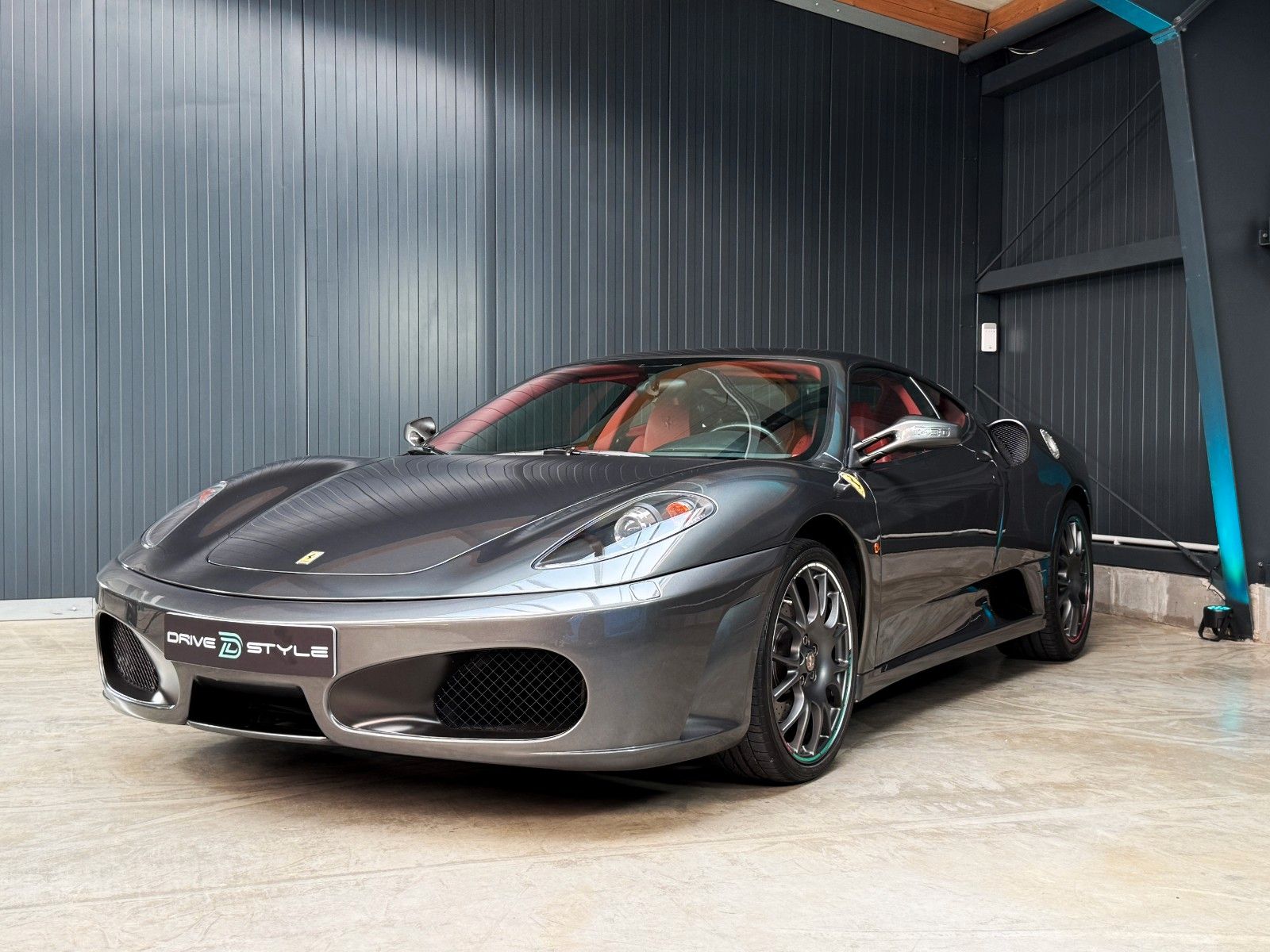 Fahrzeugabbildung Ferrari F430 F1 + Grigio Silverst. + 2.Hand + Scheckheft
