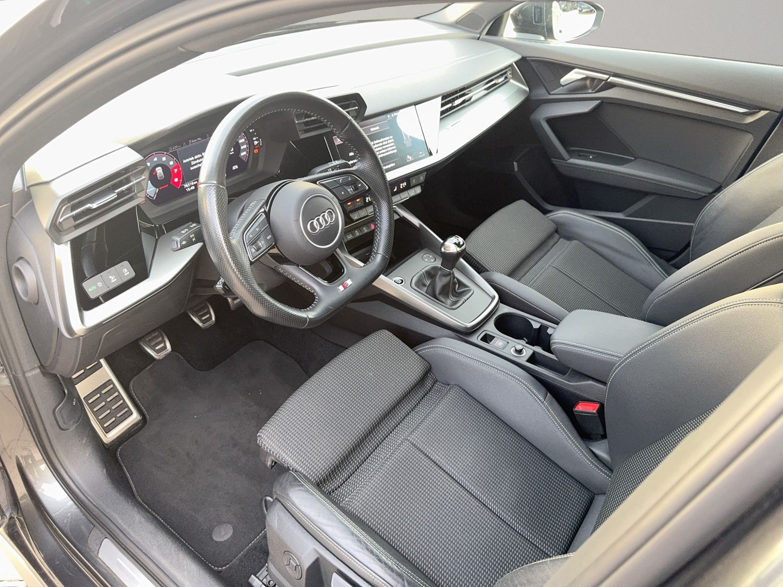 A3 35 1.5 TFSI Sportback S line, Virtual, Matrix