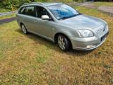 Toyota Avensis 2.0 T25 AHK Klima Tempomat - Toyota Avensis aus 2007: Kombi