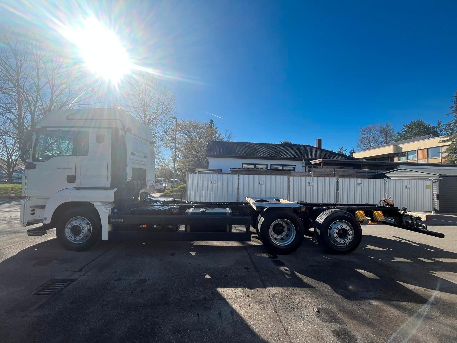 MAN TGS 26.500 L*Chassis*Intarder*E6C*Schalter