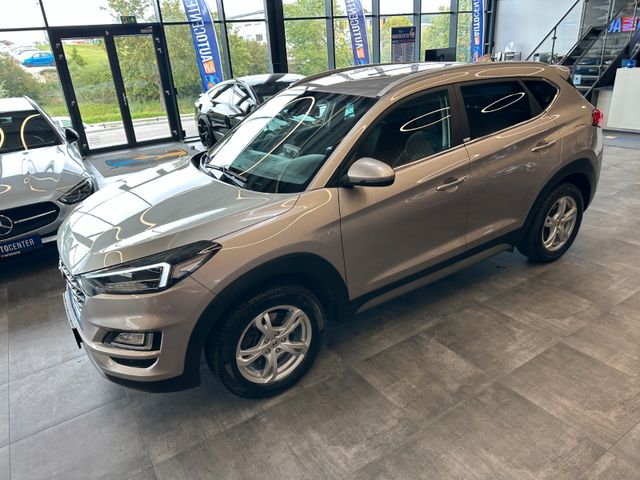 Hyundai Tucson *TEMPO*AHK*LED*NAV*SHZH*LKHZ*KLIMA*
