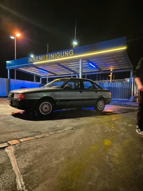Audi 80