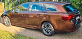 Toyota Avensis Combi 2,0-l-D-4D - - Toyota Avensis von privat