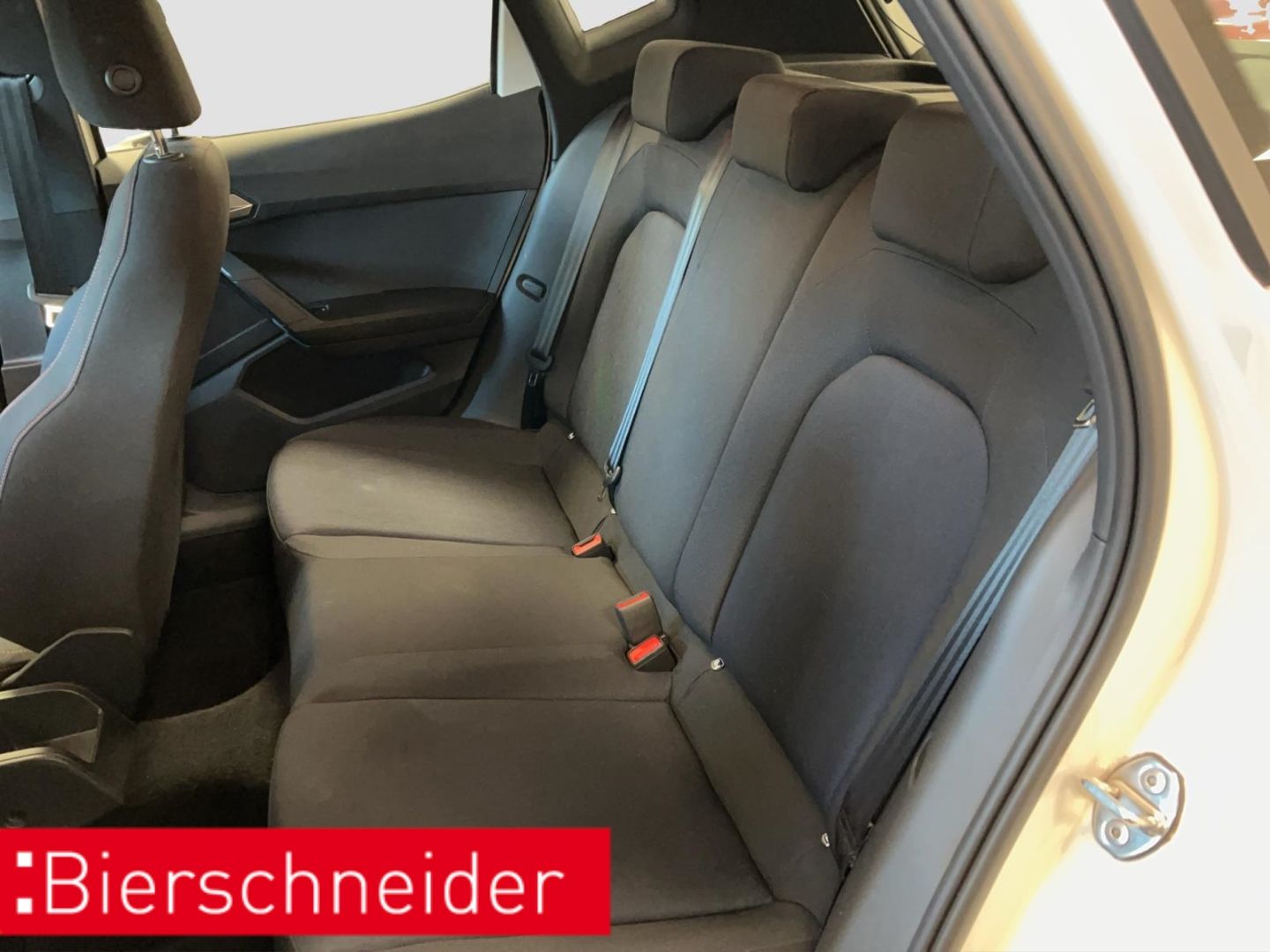 Seat Arona - Bild 22