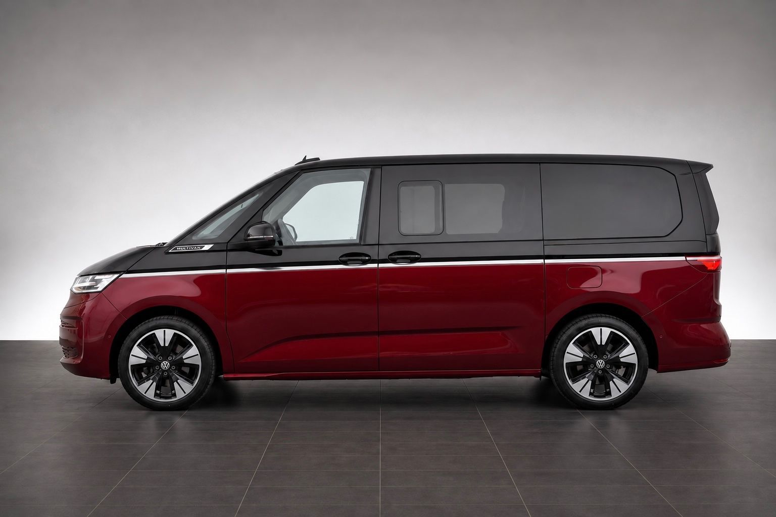 Volkswagen T7 Multivan Lang /NP90/19Z/STYLE/HOLZ-BODEN/DCC/ imagem 2