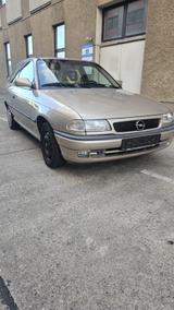 Opel Astra 1.6 - gebrauchte Opel Astra aus dem Jahr 1996