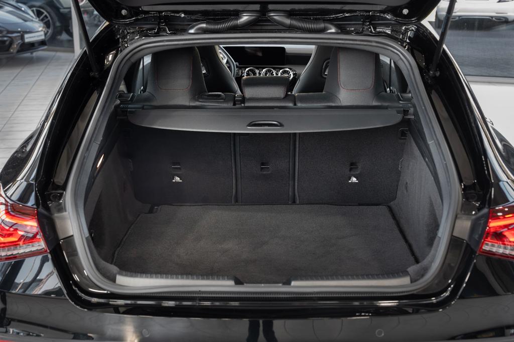 Mercedes-Benz CLA 220 Shooting Brake