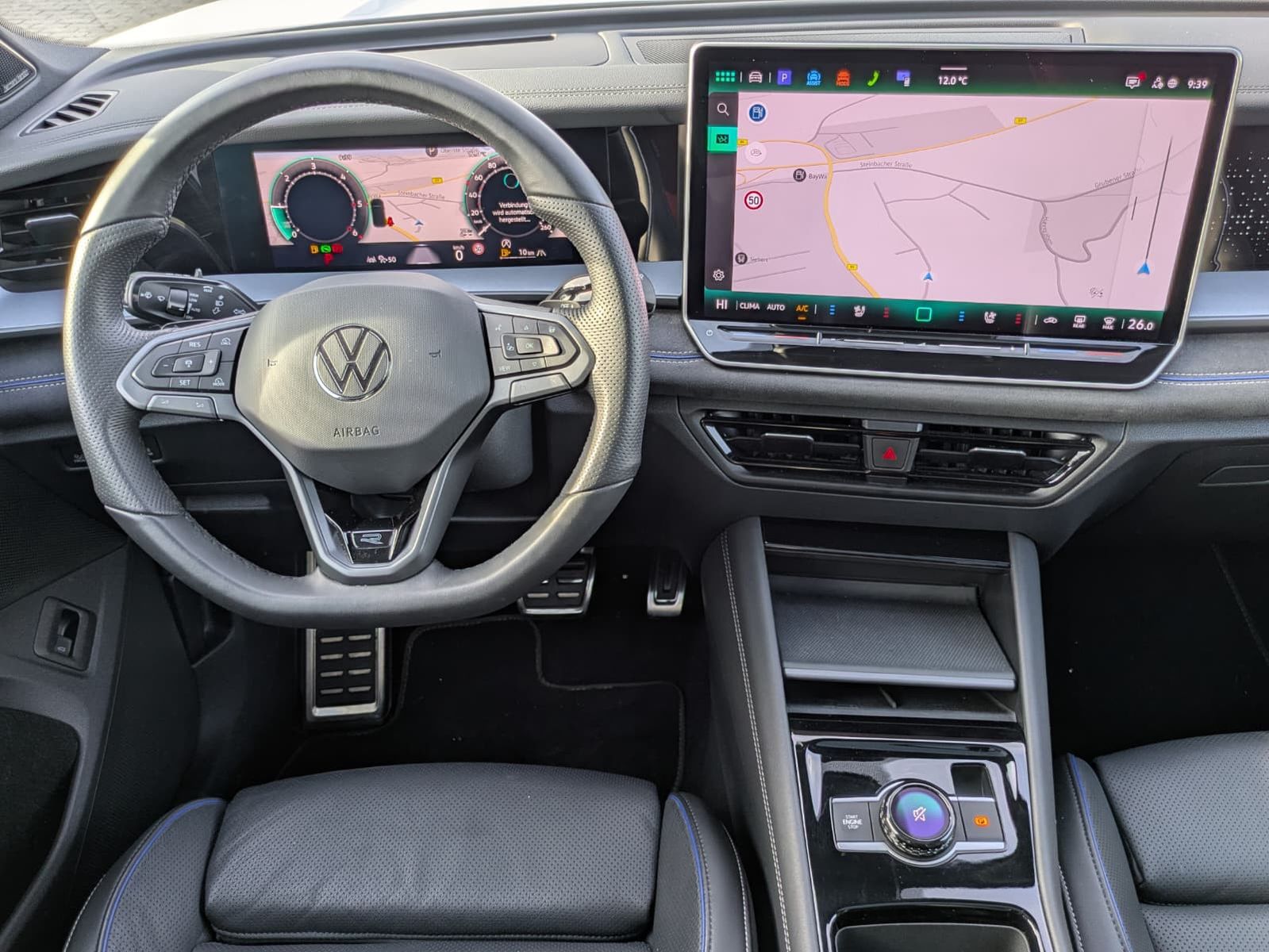 Fahrzeugabbildung Volkswagen Tayron 2.0 TDI 4M R-Line 7S*IQ-L.*LEDER*PANO*HUD