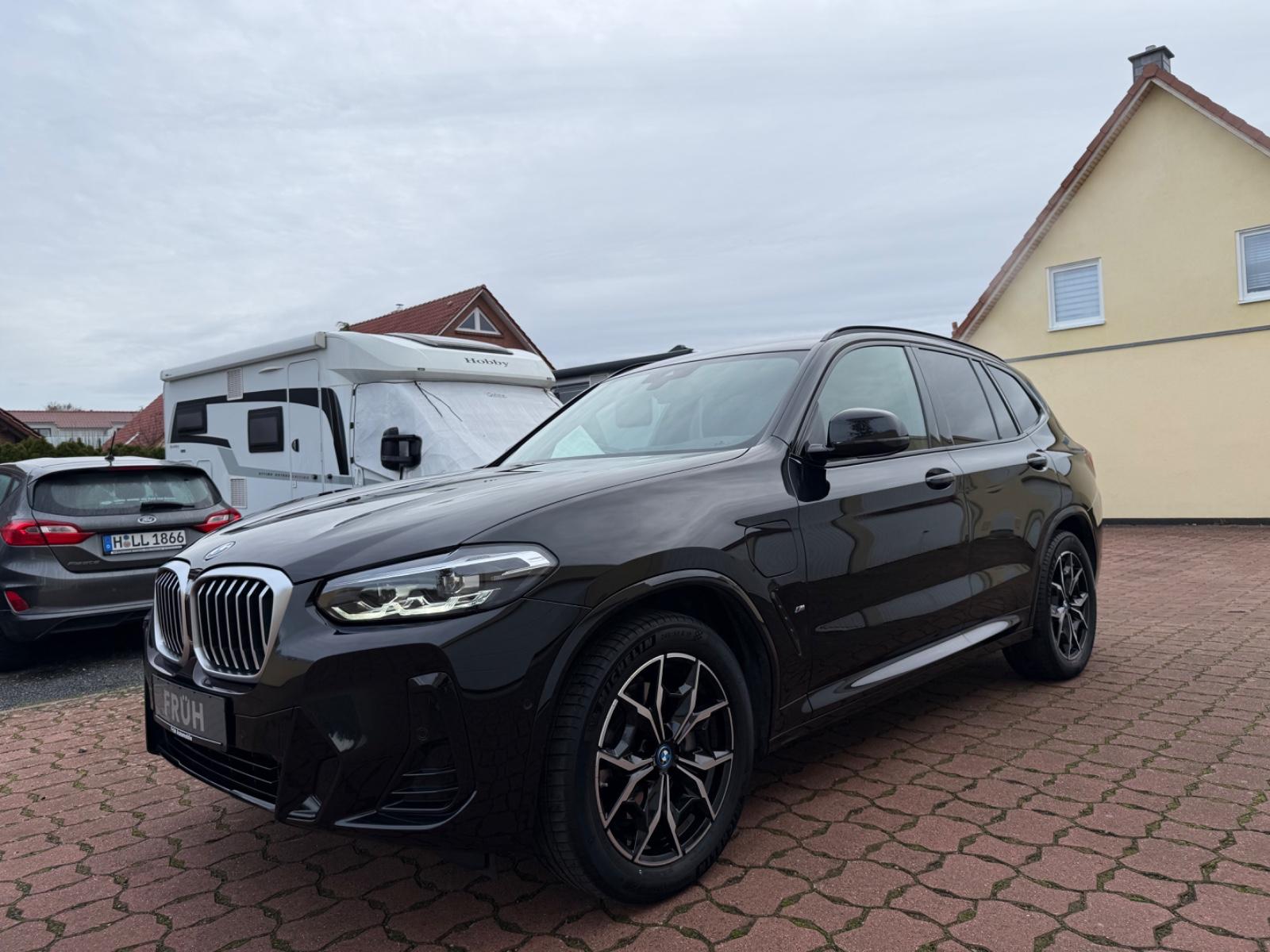 BMW X3 xDrive 30e M-Sport HuD H&K Leder CAM Adaptive