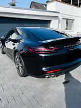 Porsche Panamera Turbo mit Sportauspuff, TV.  - Porsche Panamera in Bremen